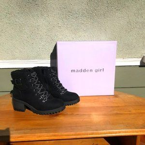 Black boots! NWB Size 6.5